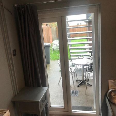 Private Double Room With Garden ايبسويتش المظهر الخارجي الصورة